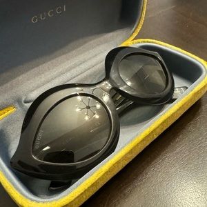 Cat Eye sunglasses by GUCCI 100% original in perfect condition!